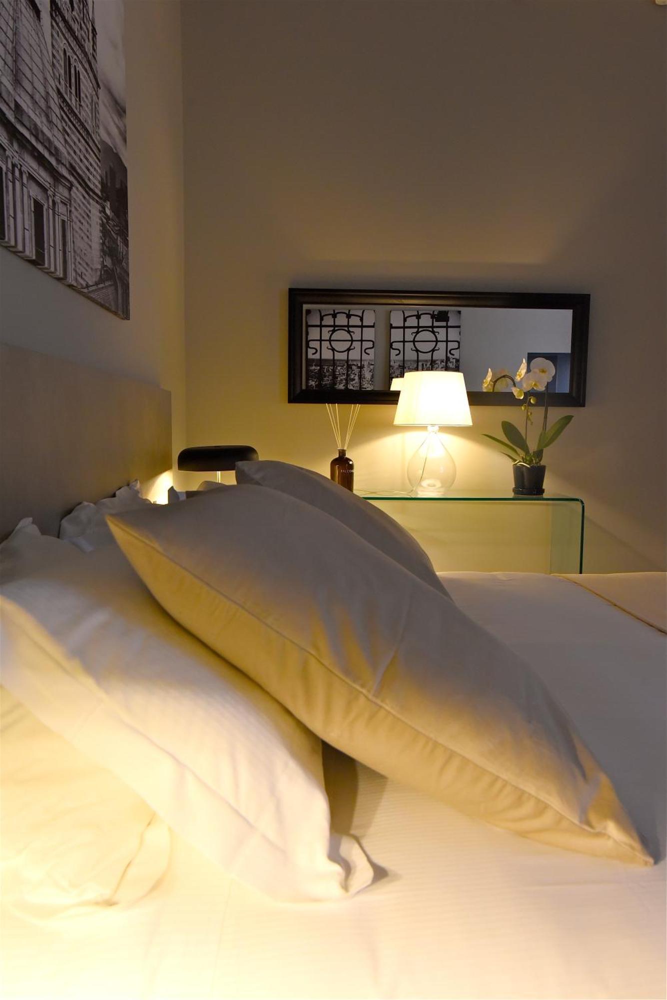 Piazzacorvettouno Luxuryapartments Pieno Centro * Genova